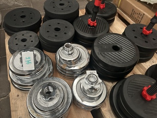 Pallet halterschijven, kettlebells en dumbbells